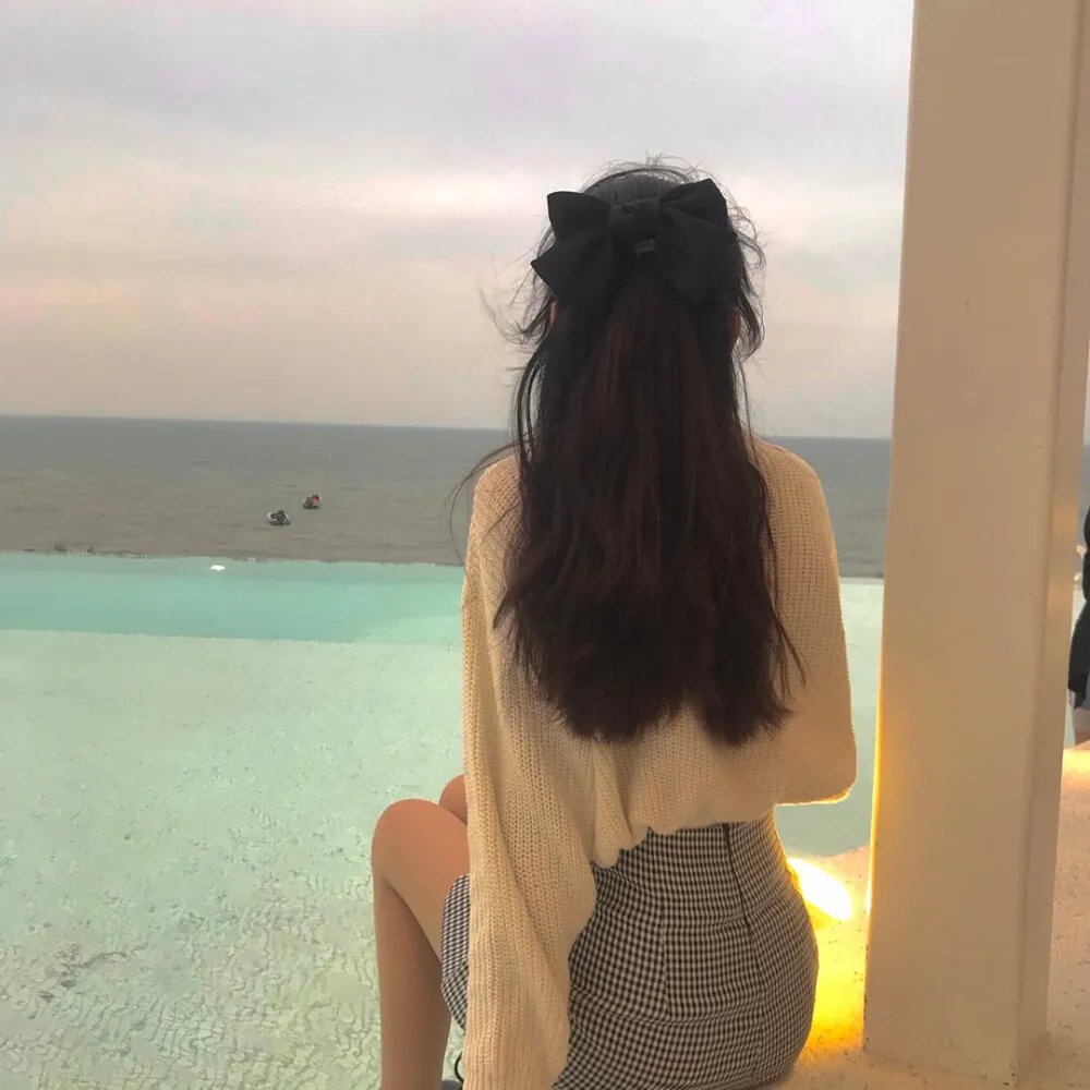 因为不是真正的伙伴而被逐出勇者队伍，流落到边境展开慢活人生